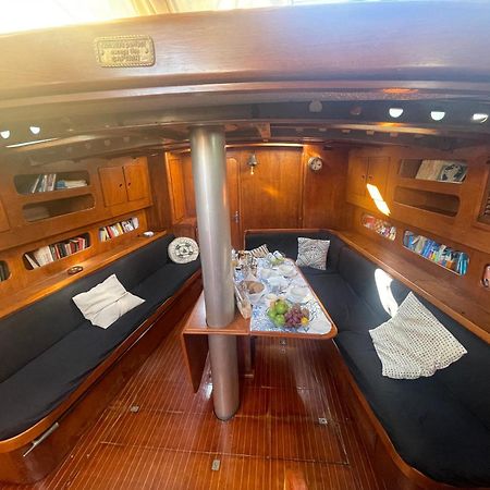 Sailboat B&B On Board Catania-Fontanarossai nemzetközi repülőtér Kültér fotó