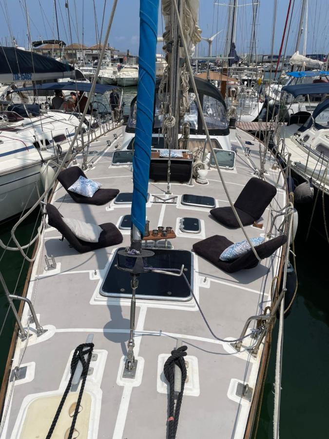 Sailboat B&B On Board Catania-Fontanarossai nemzetközi repülőtér Kültér fotó