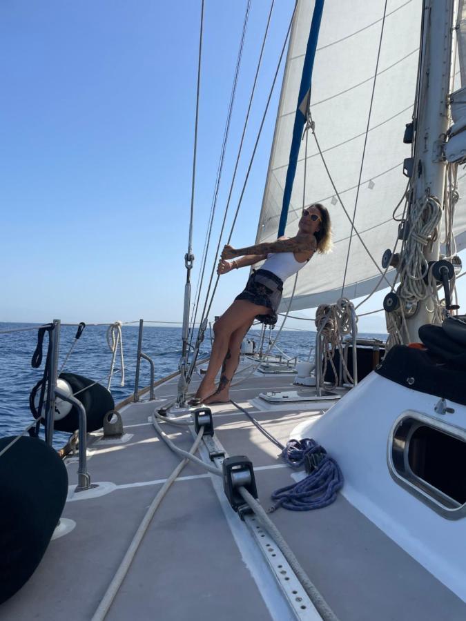 Sailboat B&B On Board Catania-Fontanarossai nemzetközi repülőtér Kültér fotó
