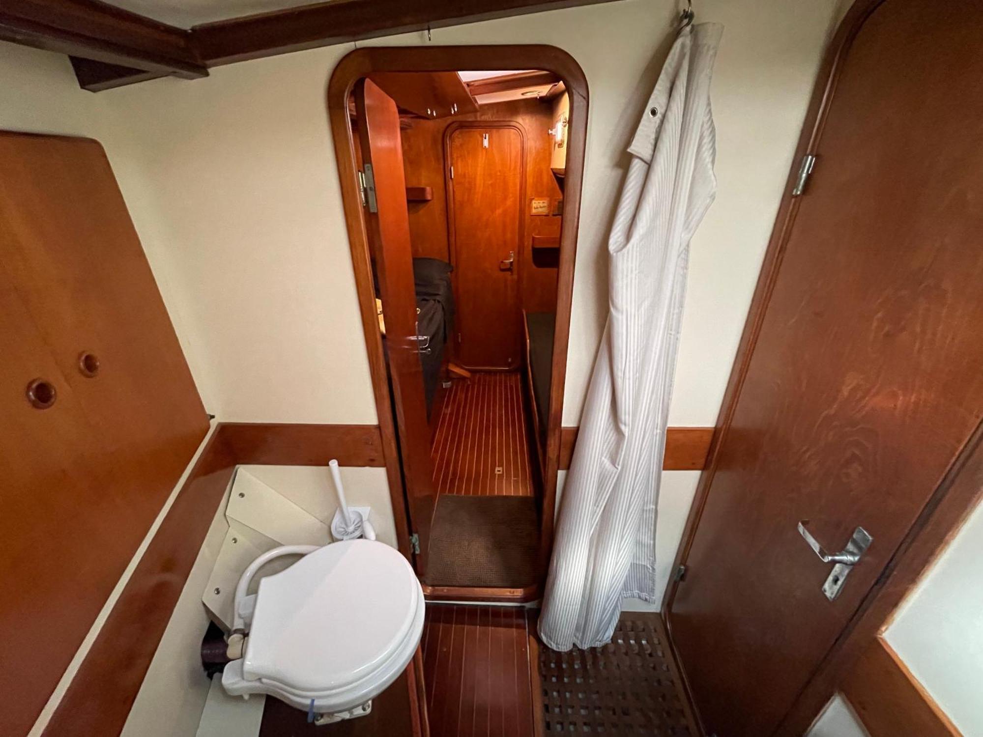 Sailboat B&B On Board Catania-Fontanarossai nemzetközi repülőtér Kültér fotó