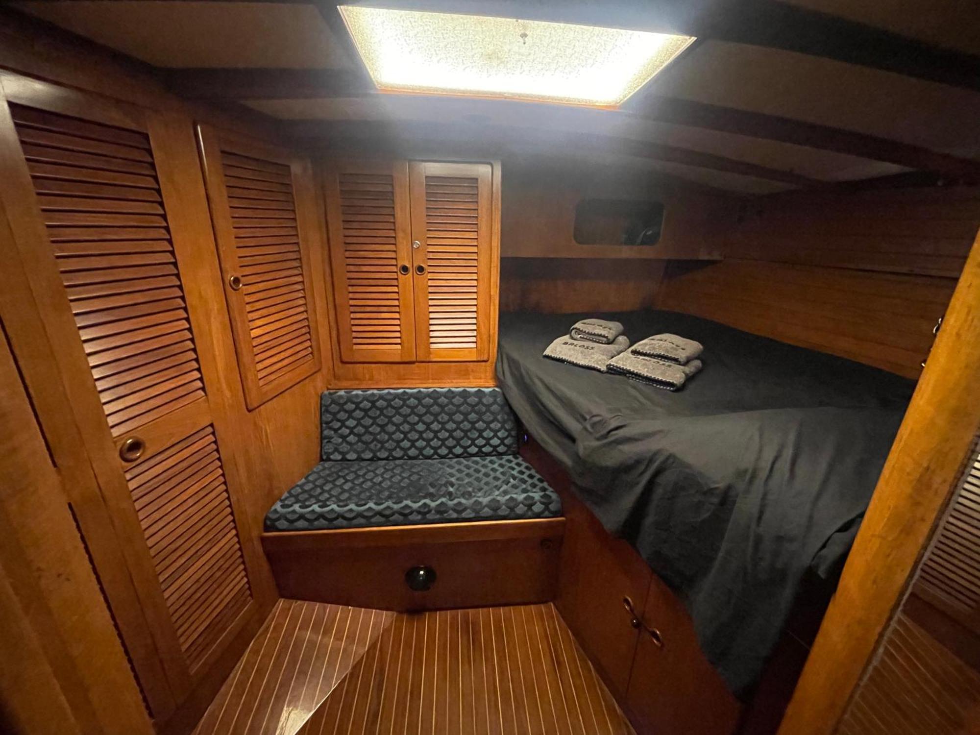 Sailboat B&B On Board Catania-Fontanarossai nemzetközi repülőtér Kültér fotó