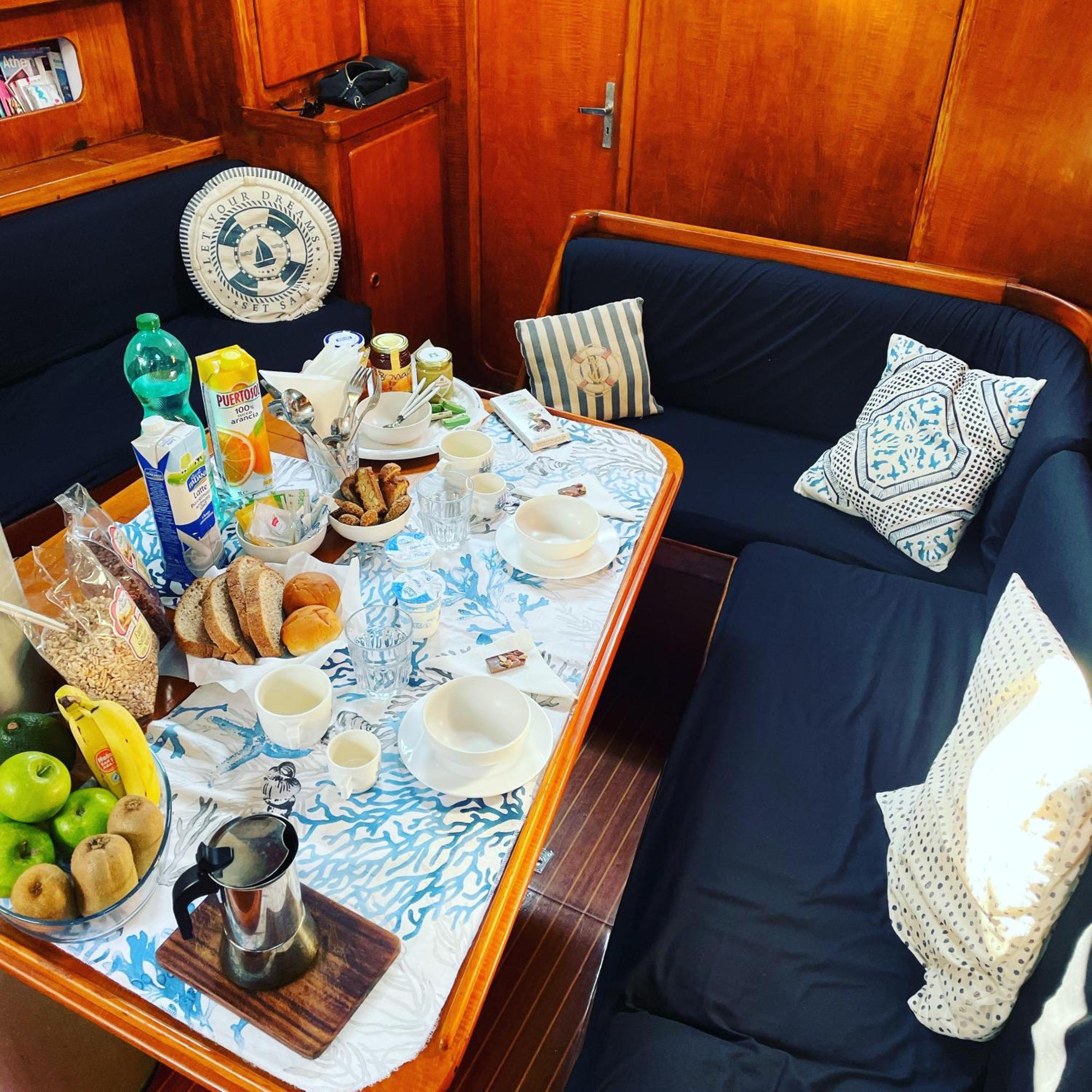 Sailboat B&B On Board Catania-Fontanarossai nemzetközi repülőtér Kültér fotó