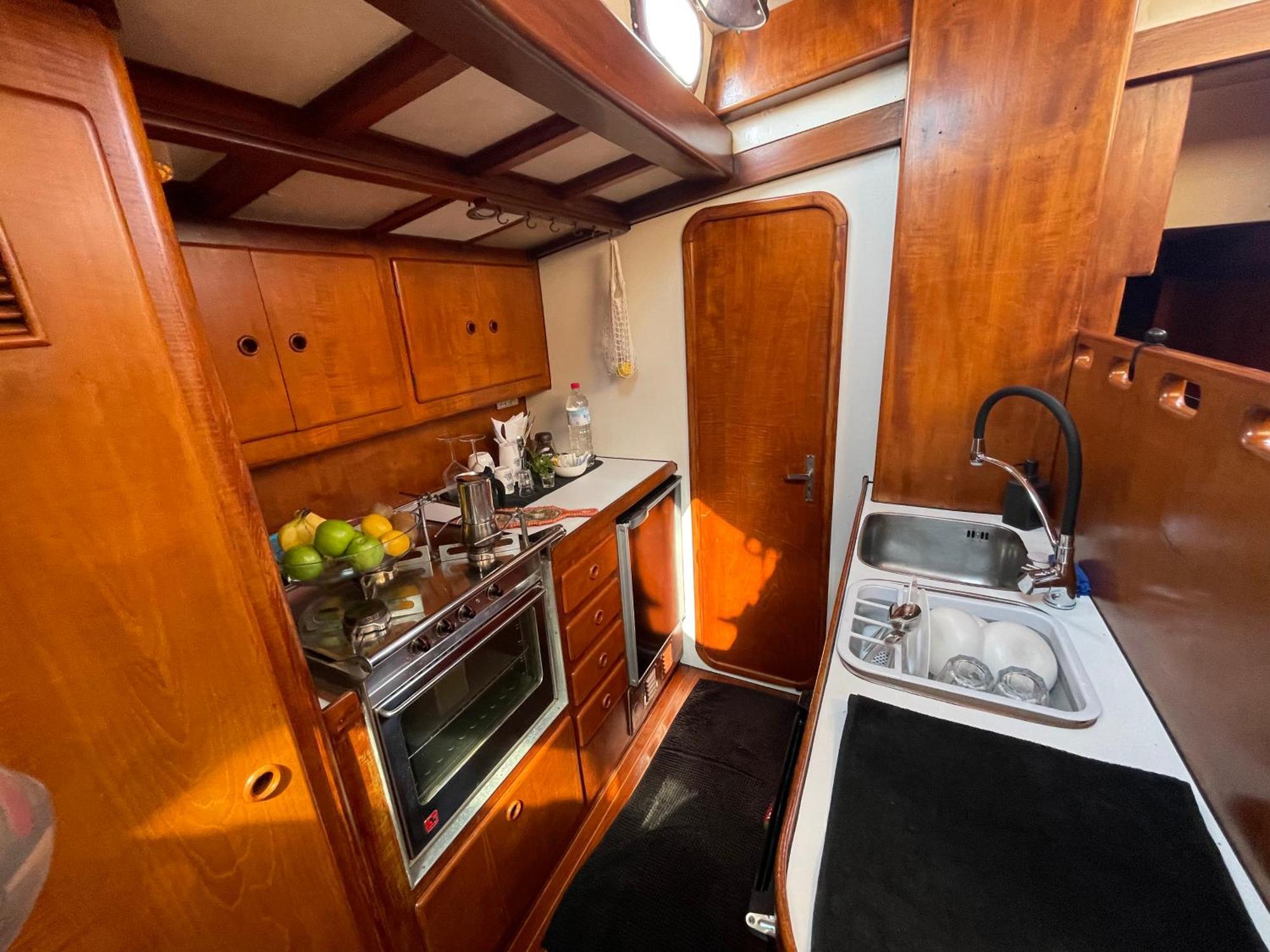 Sailboat B&B On Board Catania-Fontanarossai nemzetközi repülőtér Kültér fotó