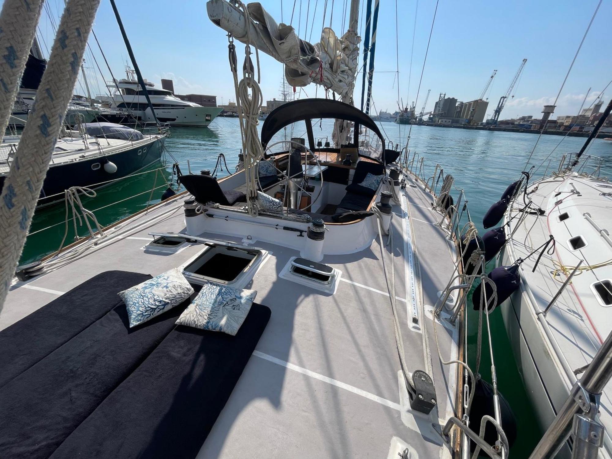 Sailboat B&B On Board Catania-Fontanarossai nemzetközi repülőtér Kültér fotó